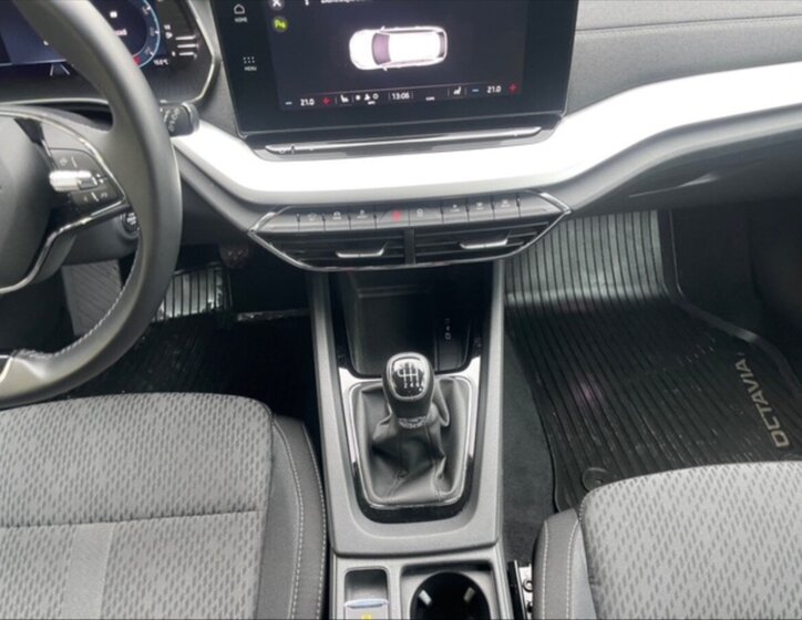 Škoda Octavia 9