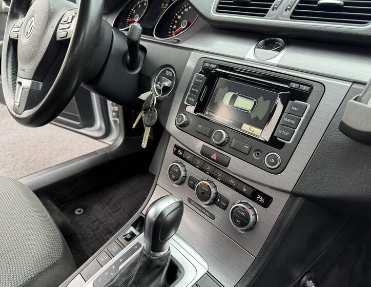 Volkswagen Passat 13