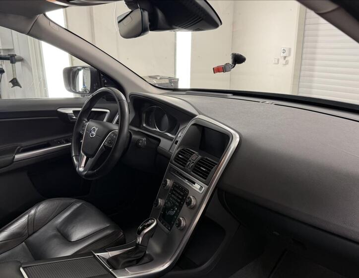 Volvo XC60 7