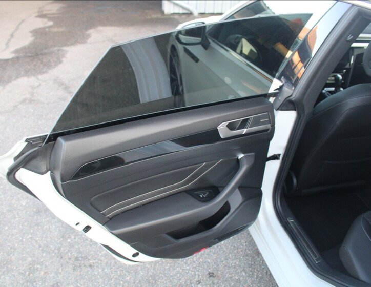 Volkswagen Arteon Liftback 2,0 l 147 kw