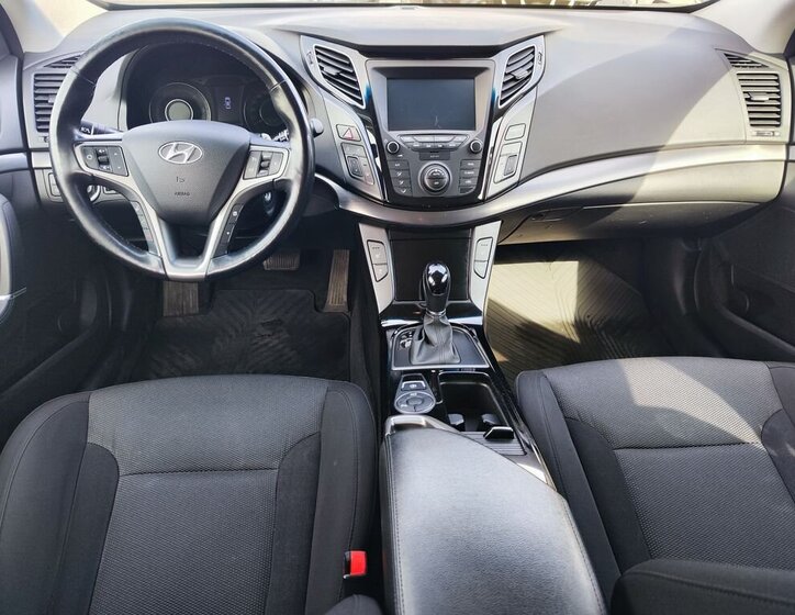 Hyundai i40 Kombi 1,6 l 100 kw