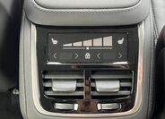 Volvo XC90 13