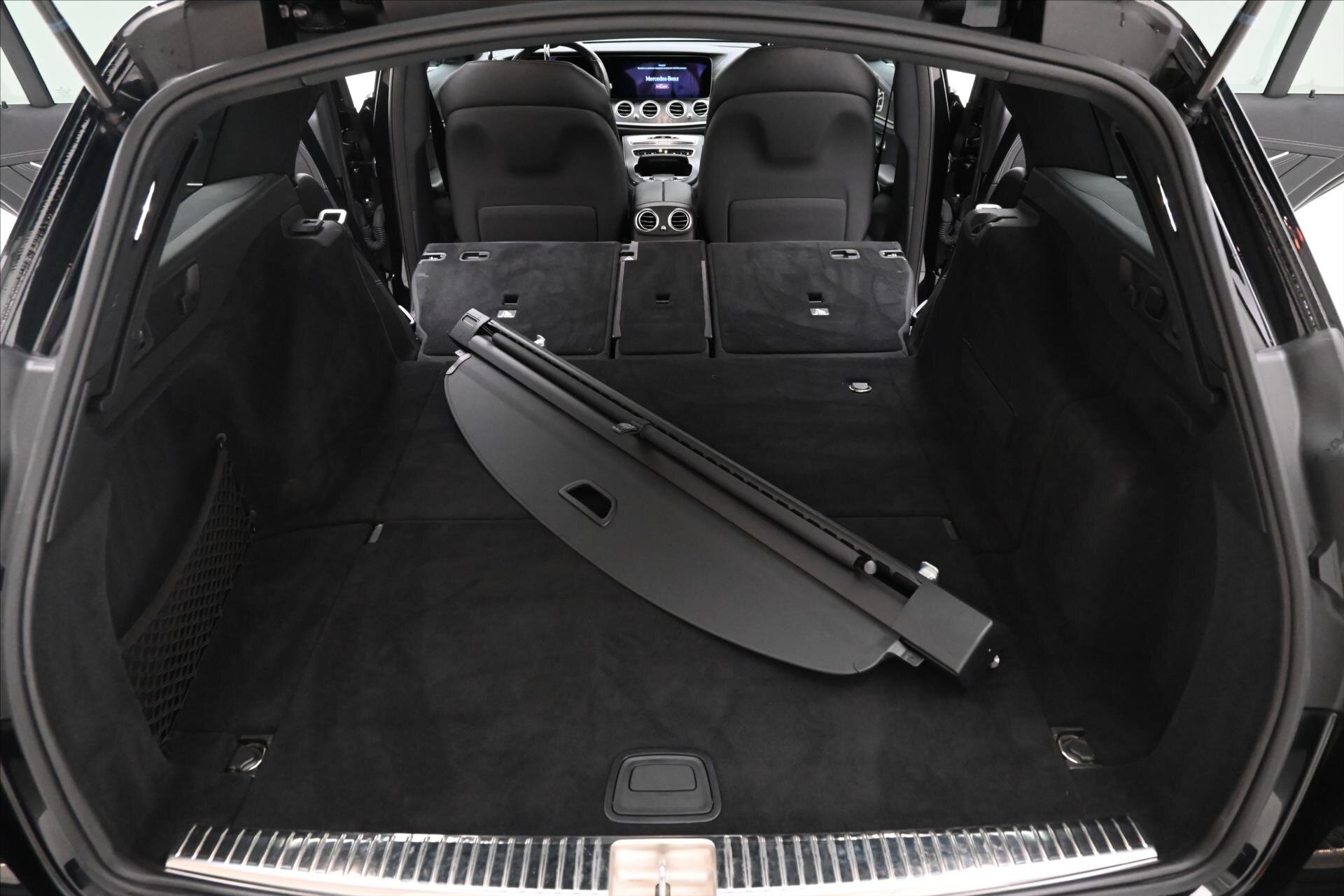 Mercedes-Benz Třídy E Kombi 2,0 l 147 kw