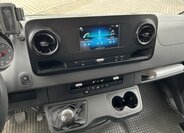 Mercedes-Benz Sprinter 16