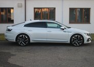 Volkswagen Arteon Liftback 2,0 l 147 kw