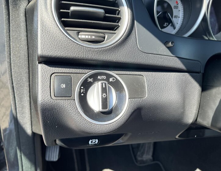 Mercedes-Benz Třídy C Kombi 1,8 l 135 kw