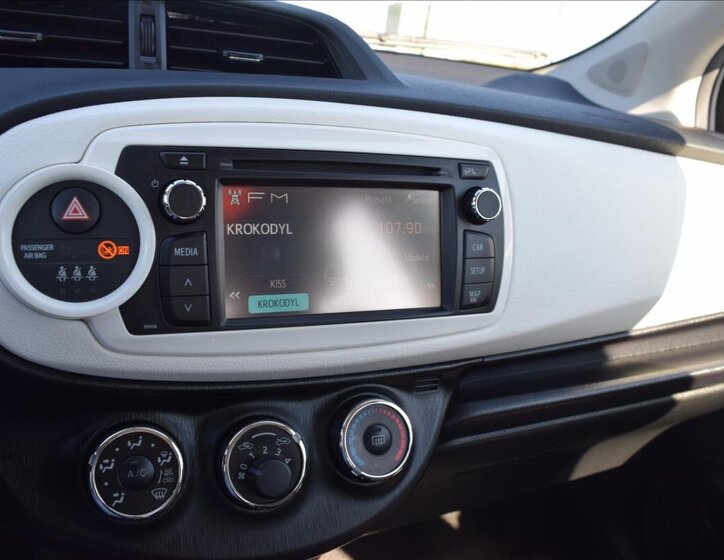 Toyota Yaris Hatchback 998,0 51 kw