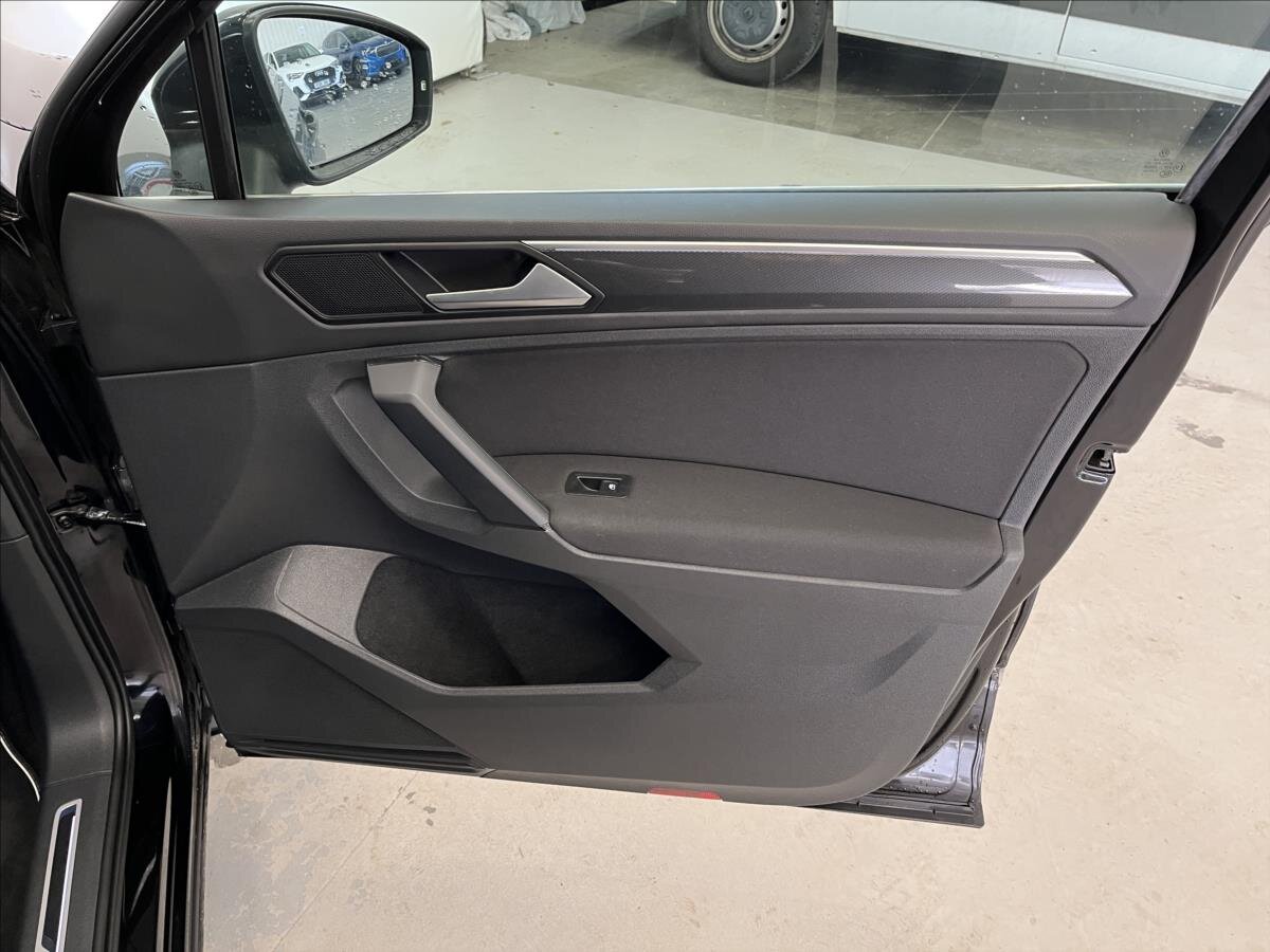 Volkswagen Tiguan SUV / Terénní 2,0 l 110 kw