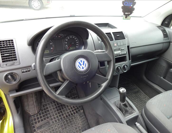 Volkswagen Polo 26