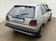 Volkswagen Golf Sedan / Limuzína 1,8 l 79 kw