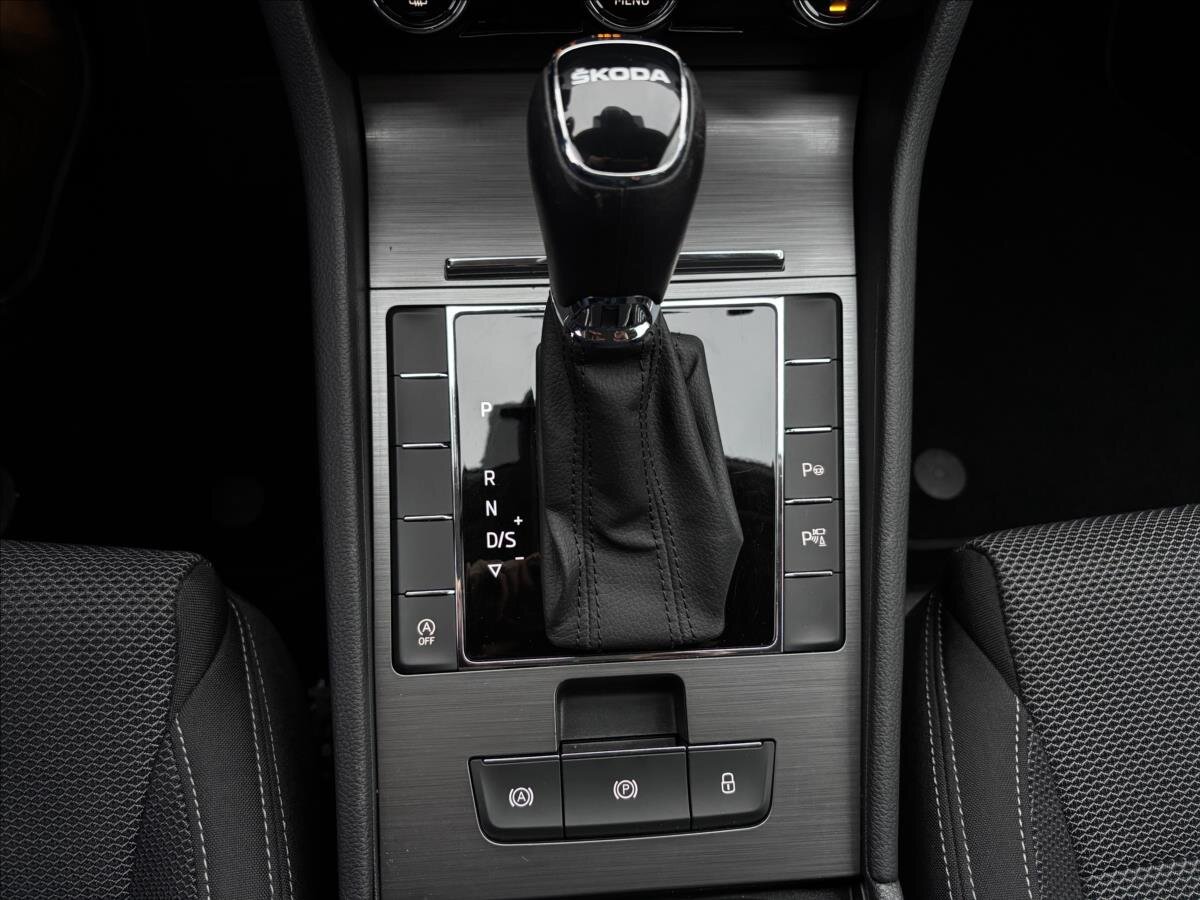 Škoda Superb Kombi 2,0 l 110 kw