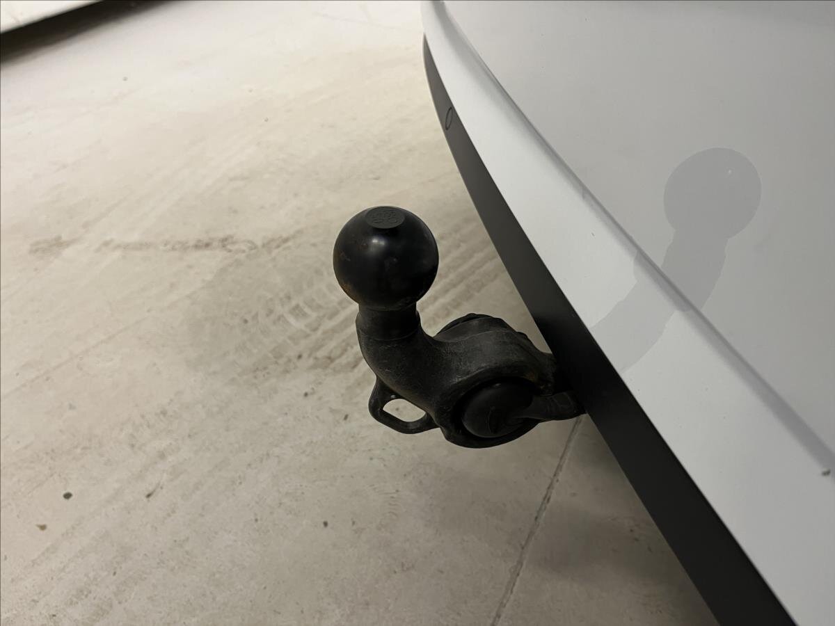 Škoda Superb Liftback 1,4 l 160 kw