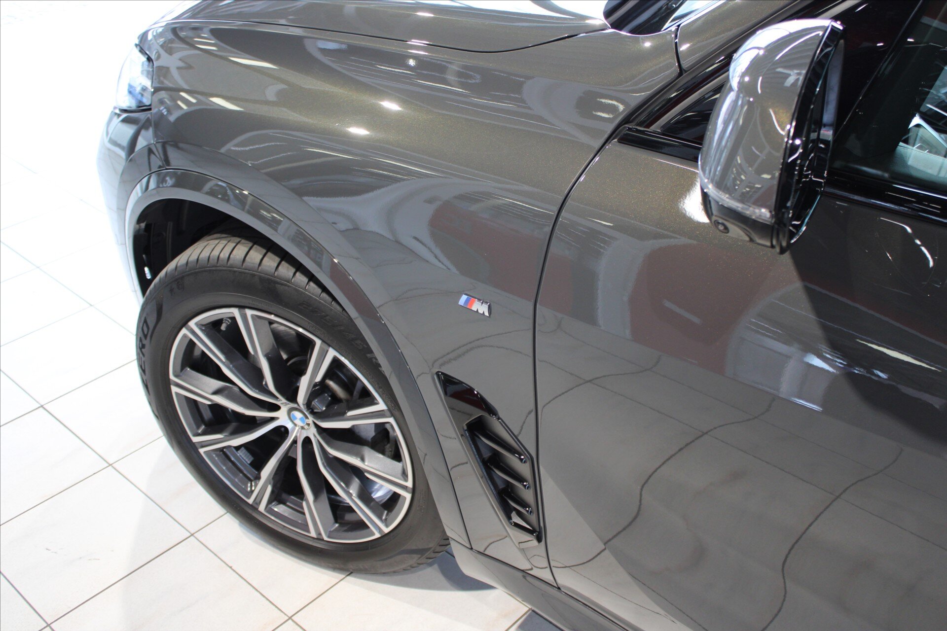 BMW X5 SUV / Terénní 3,0 l 210 kw