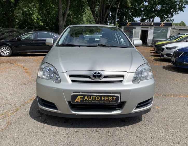 Toyota Corolla 2