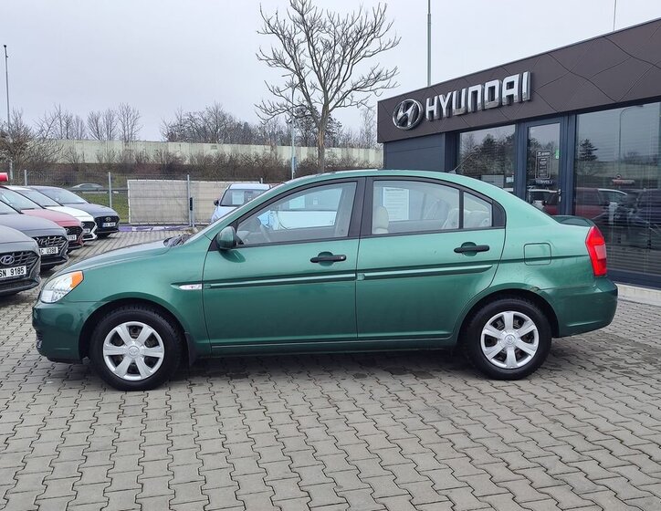Hyundai Accent Hatchback 1,4 l 71 kw