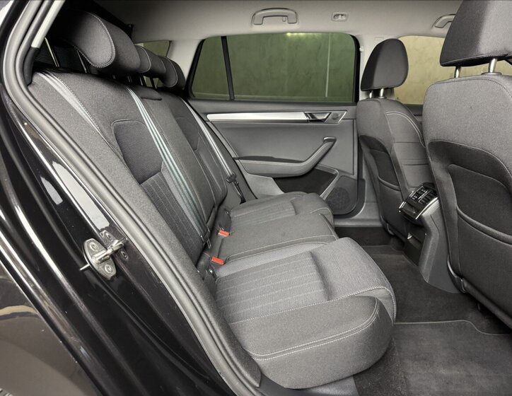 Škoda Superb Kombi 1,4 l 160 kw