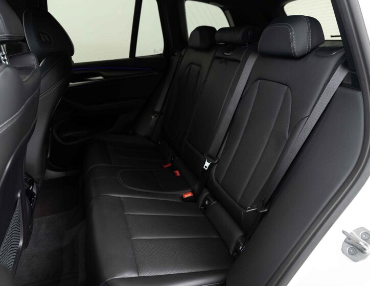 BMW X3 SUV / Terénní 2,0 l 140 kw