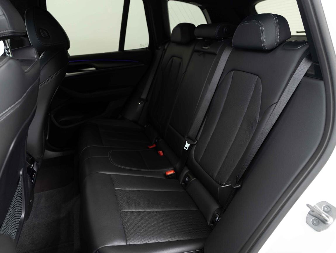 BMW X3 SUV / Terénní 2,0 l 140 kw