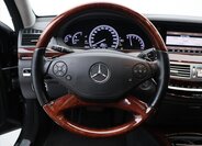 Mercedes-Benz Třídy S Sedan / Limuzína 4,7 l 320 kw