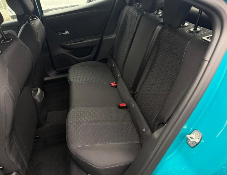 Opel Mokka SUV 1,2 l 100 kw