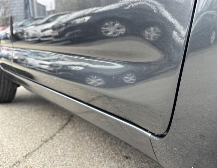 Toyota RAV4 SUV / Terénní 2,2 l 100 kw