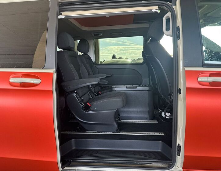 Mercedes-Benz EQV 16