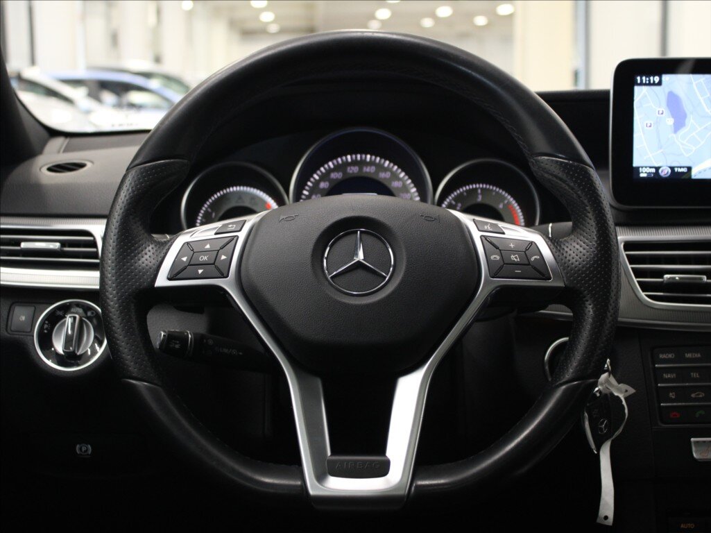 Mercedes-Benz Třídy E Kombi 3,0 l 190 kw
