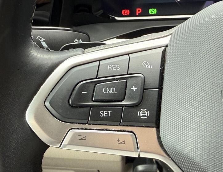 Volkswagen Multivan 24