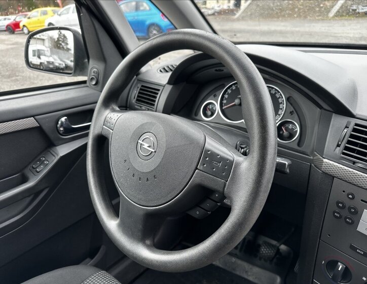 Opel Meriva MPV 1,6 l 77 kw
