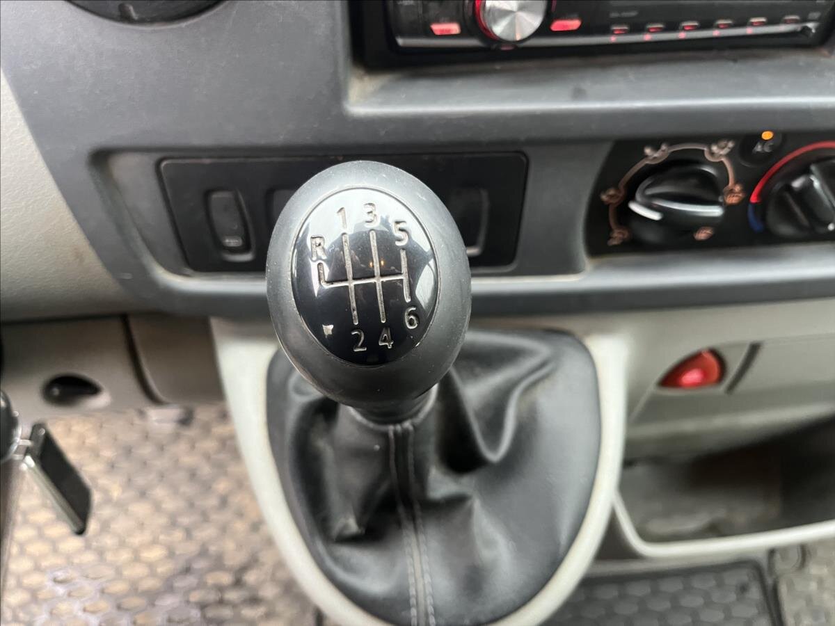 Renault Master Skříň 2,5 l 74 kw