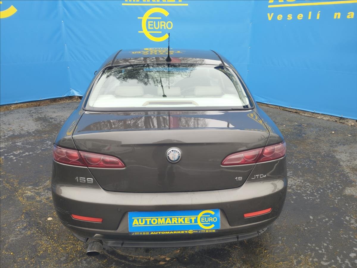 Alfa Romeo 159 Sedan 1,9 l 110 kw