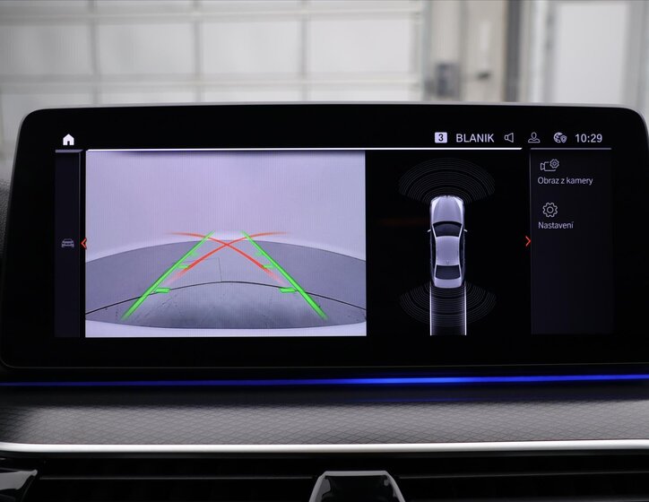 BMW Řada 5 Sedan / Limuzína 4,4 l 390 kw