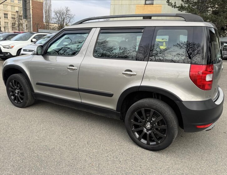 Škoda Yeti SUV / Terénní 1,2 l 77 kw