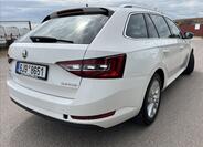 Škoda Superb 48
