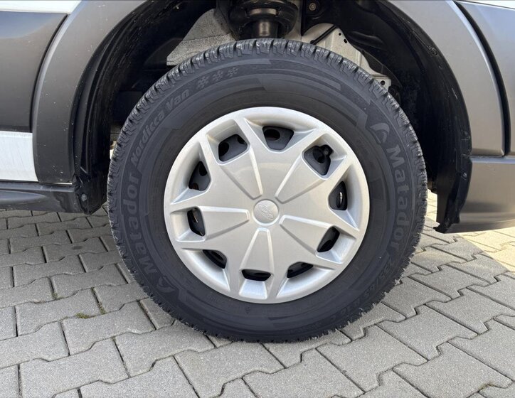 Ford Transit Skříň 2,0 l 96 kw