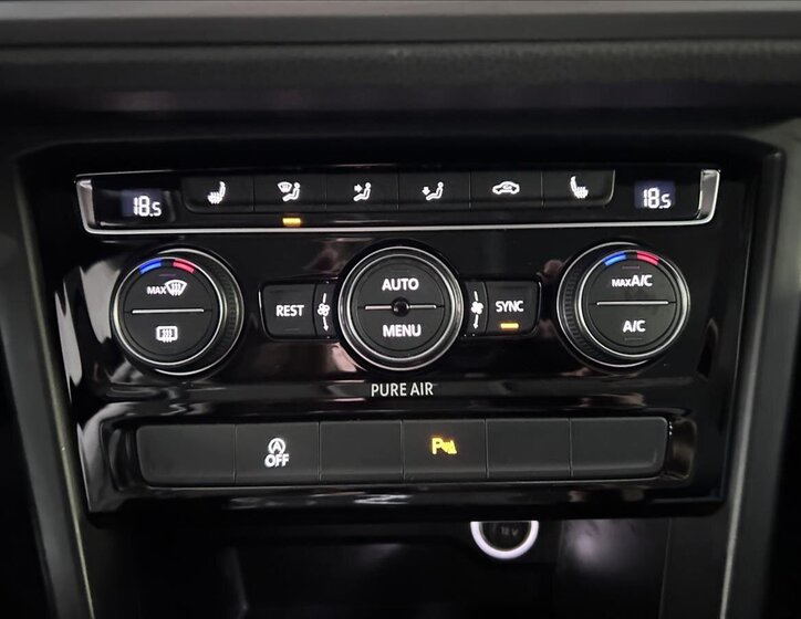 Volkswagen Touran 19