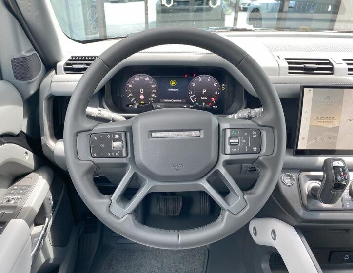 Land Rover Defender SUV 5,0 l 313 kw