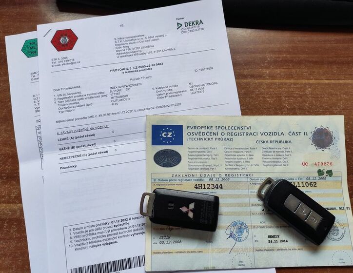 Mitsubishi Outlander 23