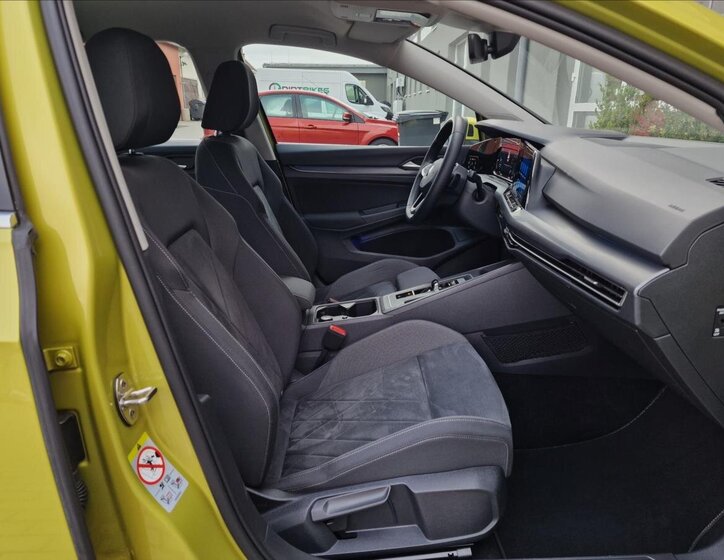 Volkswagen Golf Kombi 2,0 l 110 kw