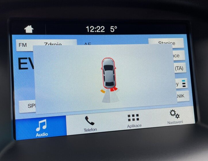 Ford Focus Kombi 999,0 92 kw