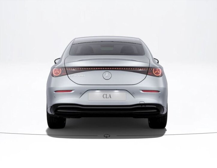 Mercedes-Benz CLA Sedan / Limuzína 1,5 l 122 kw