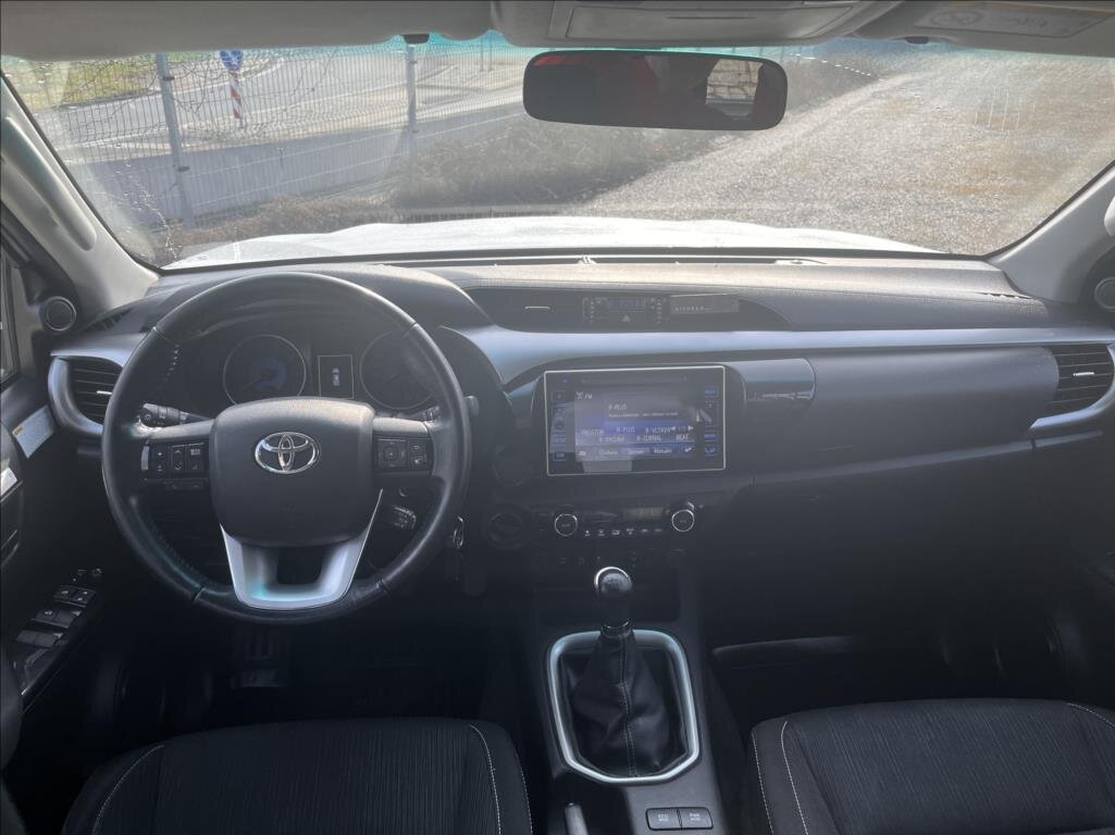 Toyota Hilux Pick-up 2,4 l 110 kw