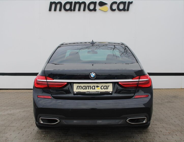 BMW Řada 7 Sedan / Limuzína 3,0 l 195 kw