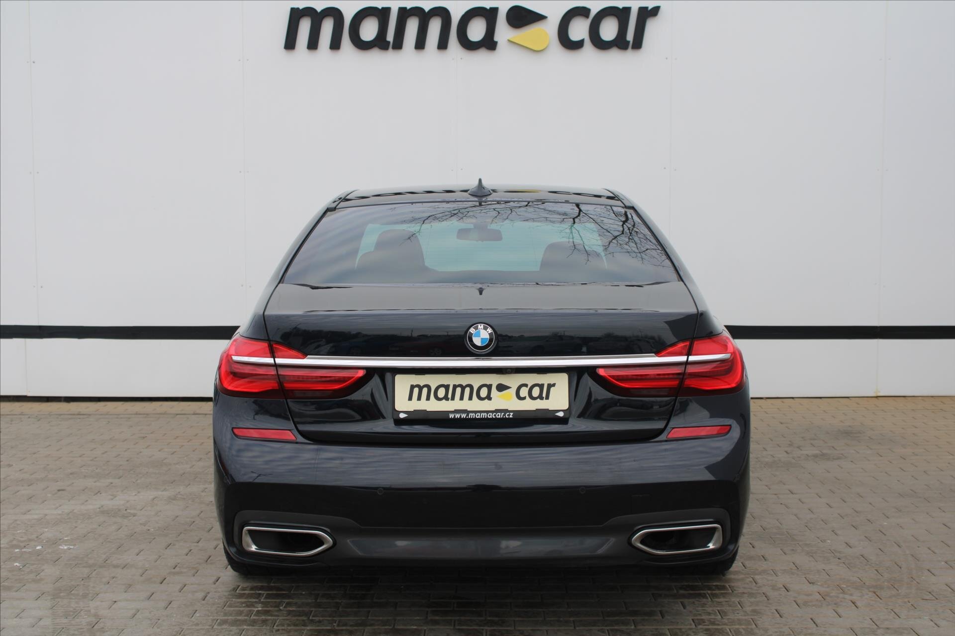 BMW Řada 7 Sedan / Limuzína 3,0 l 195 kw