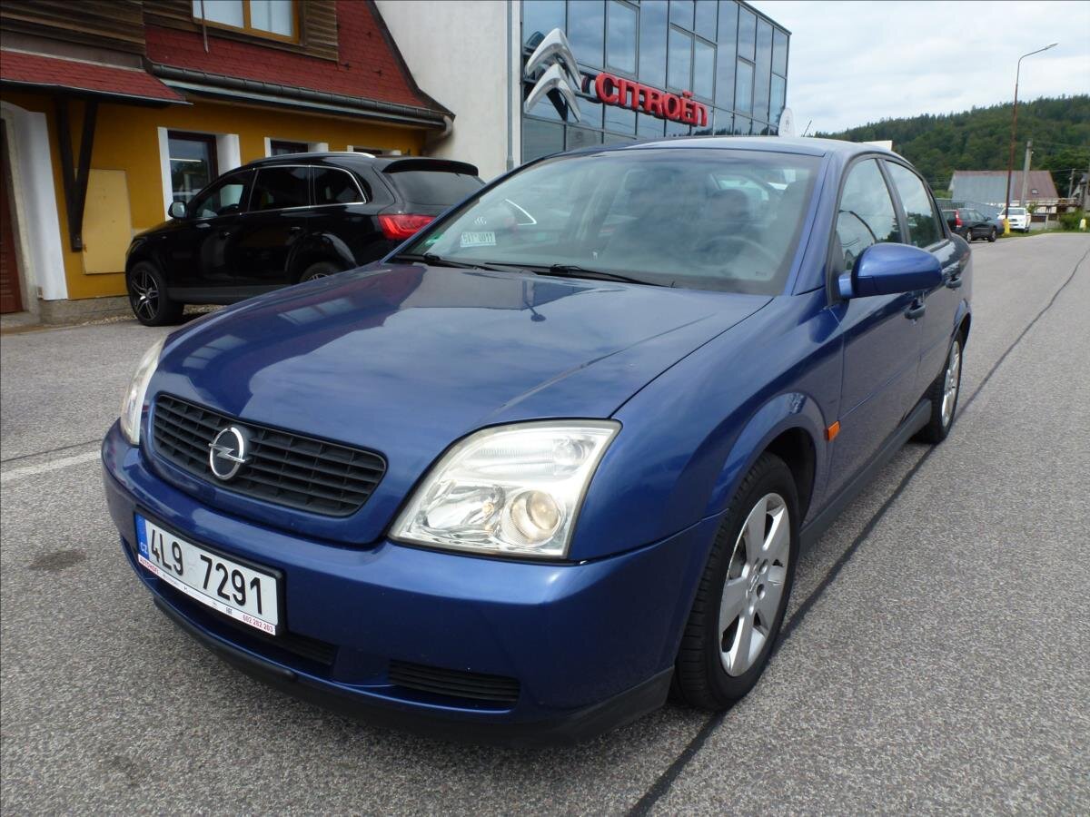 Opel Vectra Sedan / Limuzína 1,8 l 90 kw