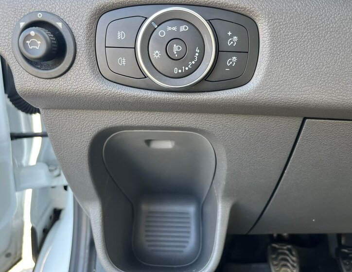 Ford Transit Skříň 2,0 l 96 kw