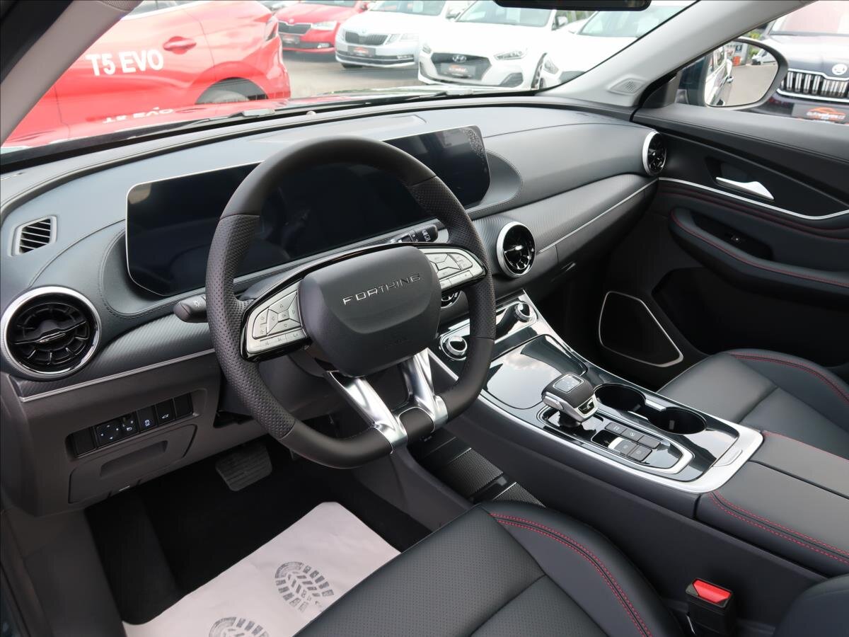 Dongfeng T5 EVO SUV / Terénní 1,5 l 130 kw