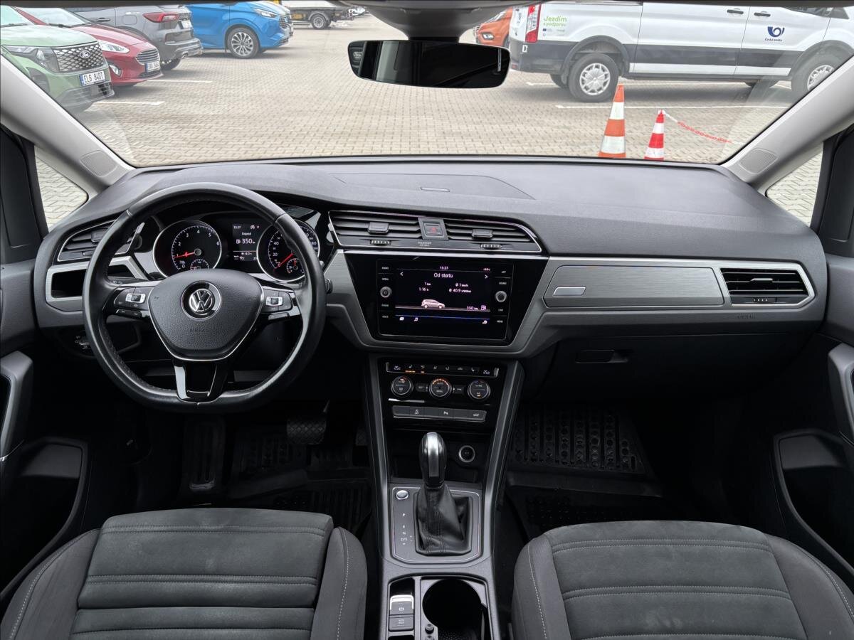 Volkswagen Touran MPV 1,5 l 110 kw