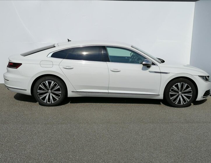 Volkswagen Arteon Liftback 2,0 l 140 kw
