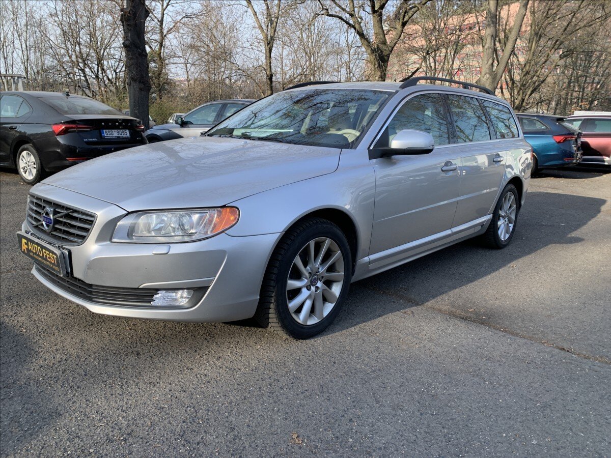 Volvo V70 Kombi 2,4 l 158 kw